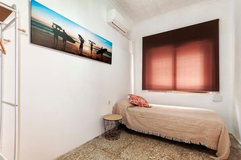 The Little House In The Neighbourhood Villa อาลิกันเต ภายนอก รูปภาพ
